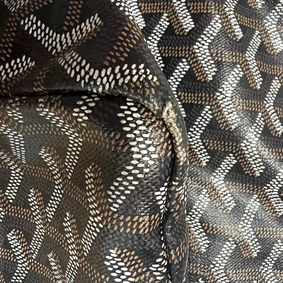 Goyard Saint Louis PM Bag - Picture 11 of 16